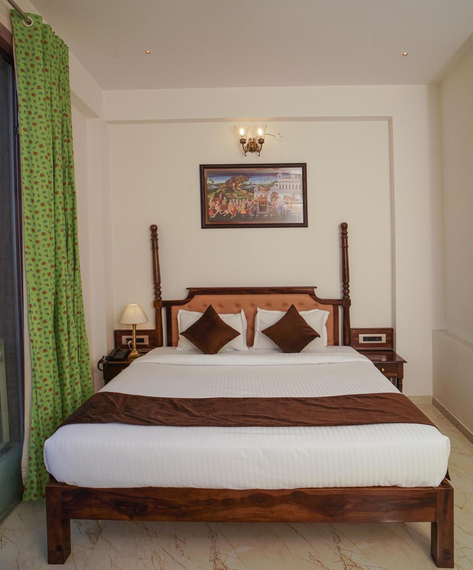 Dera Pichola- A Lake Facing Boutique Hotel أُودايبور المظهر الخارجي الصورة